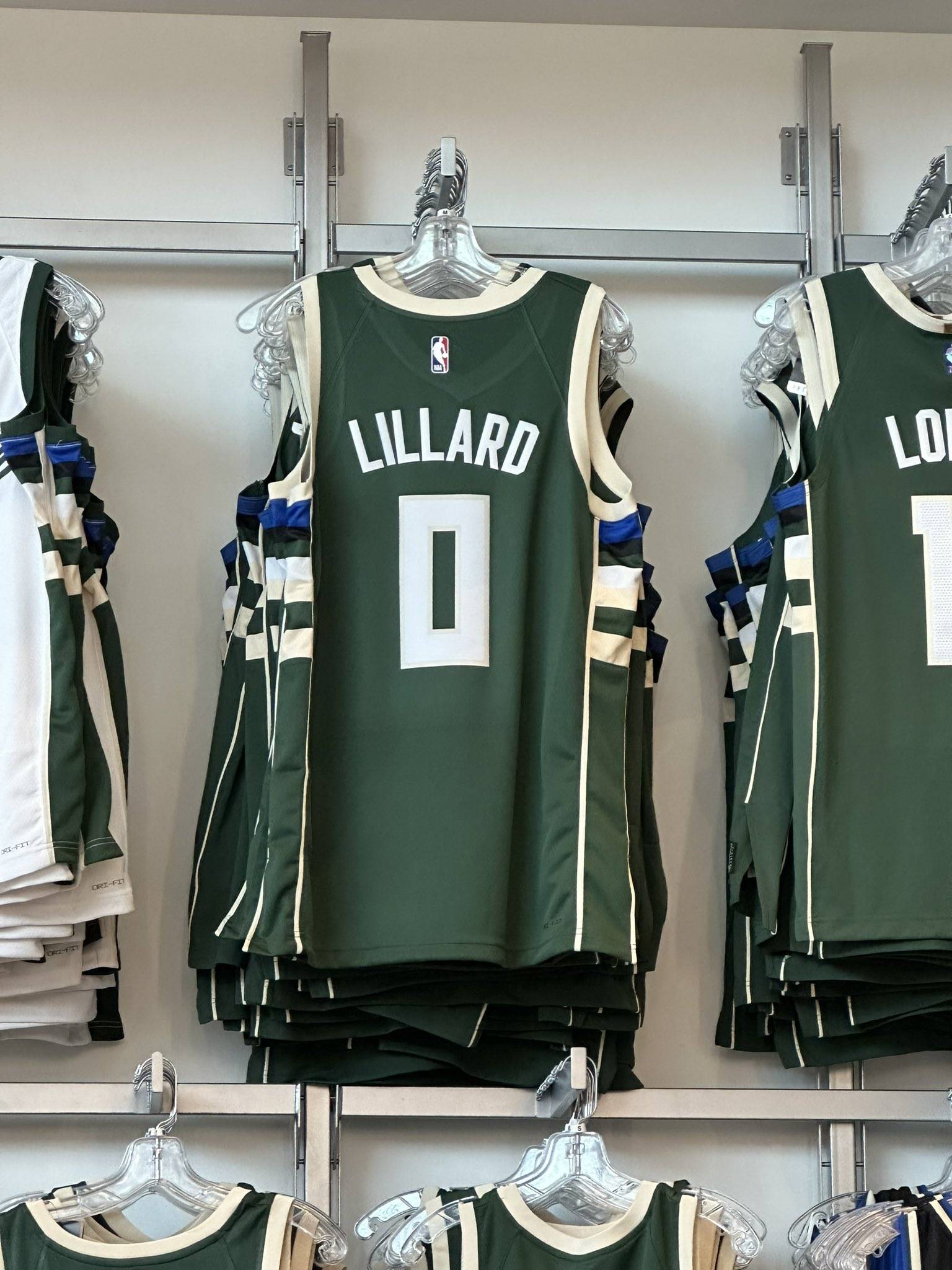 今晚密尔沃基雄鹿更衣室发声——葡超节点到来；话题不断；身体对抗强度拉满的简单介绍-九游官网